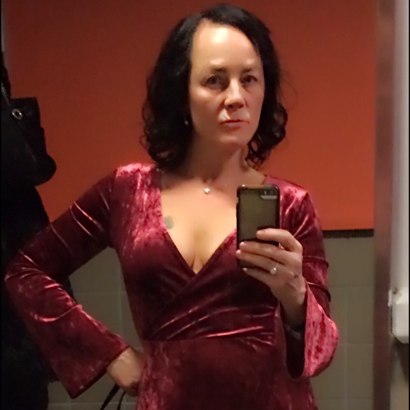 Meet your Posher, Elle - Picture 1 of 1